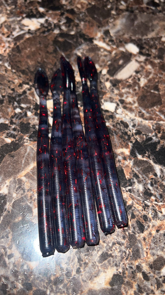 5 in black with red inside