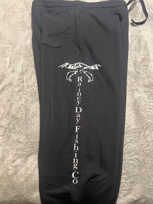 Small sweat pants pockets on sides 1 on back