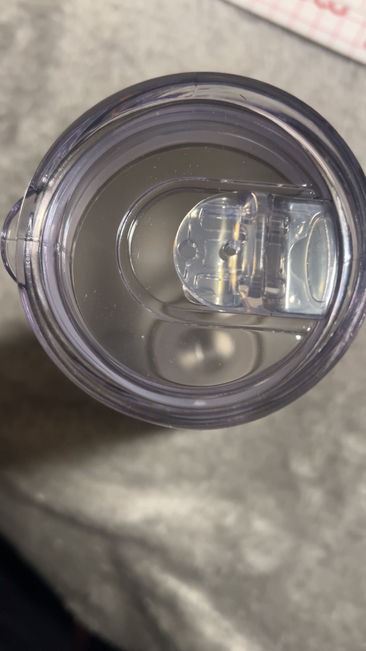 Bead worm tumbler cups